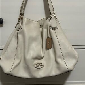 Coach Off-White Leather Shoulder Bag